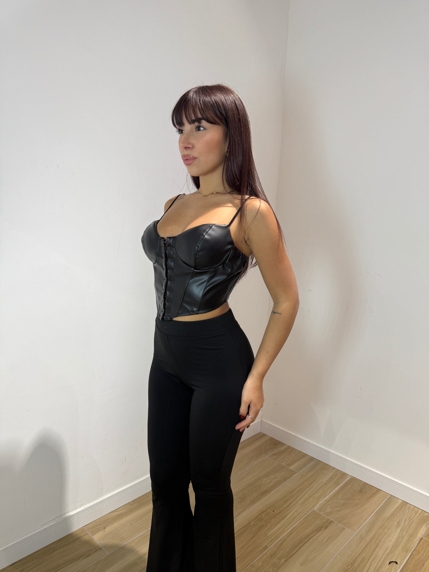 Top in ecopelle Byron