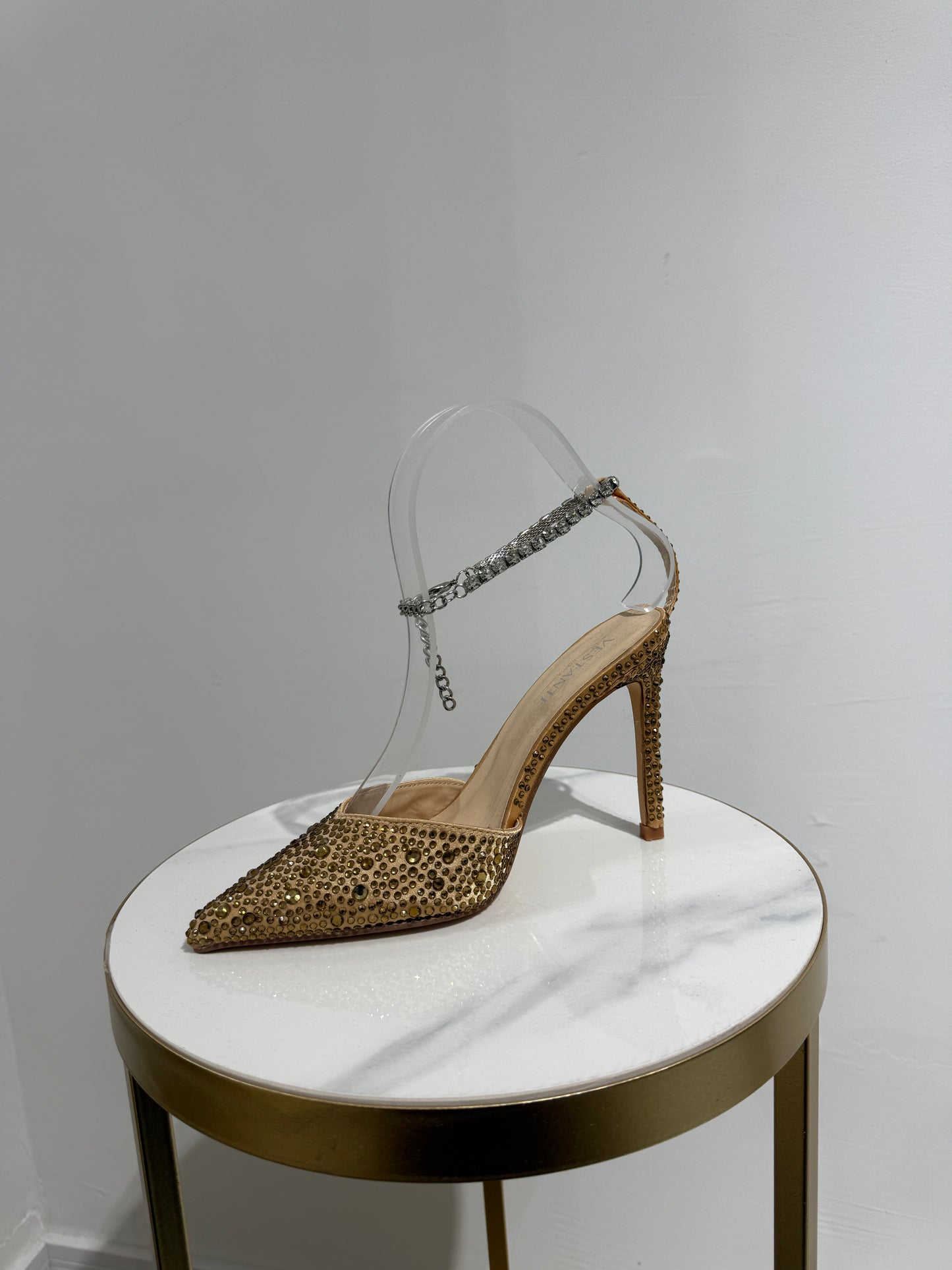 Décolleté con scollo Ariel