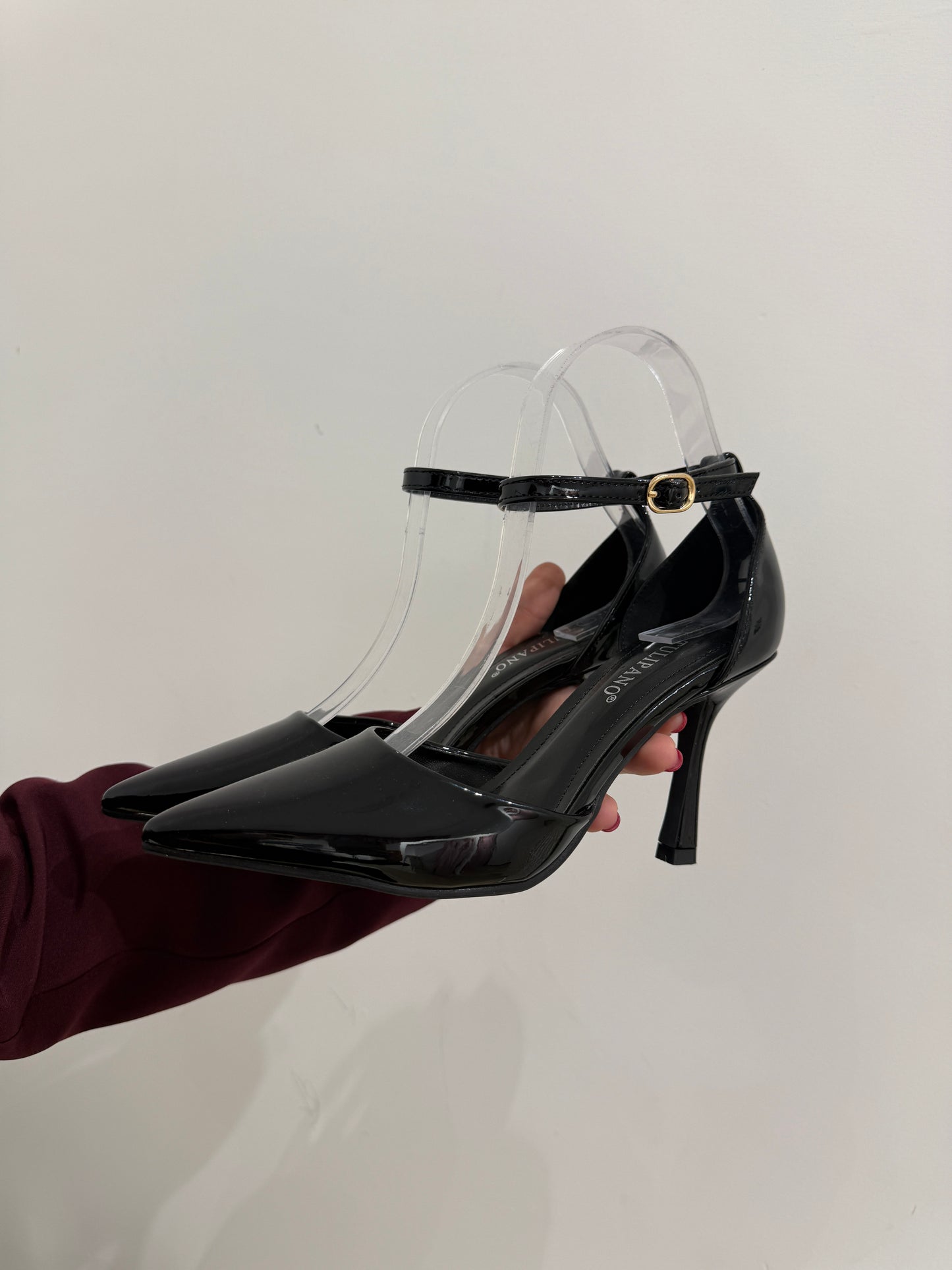 Décolleté lucido Kiki