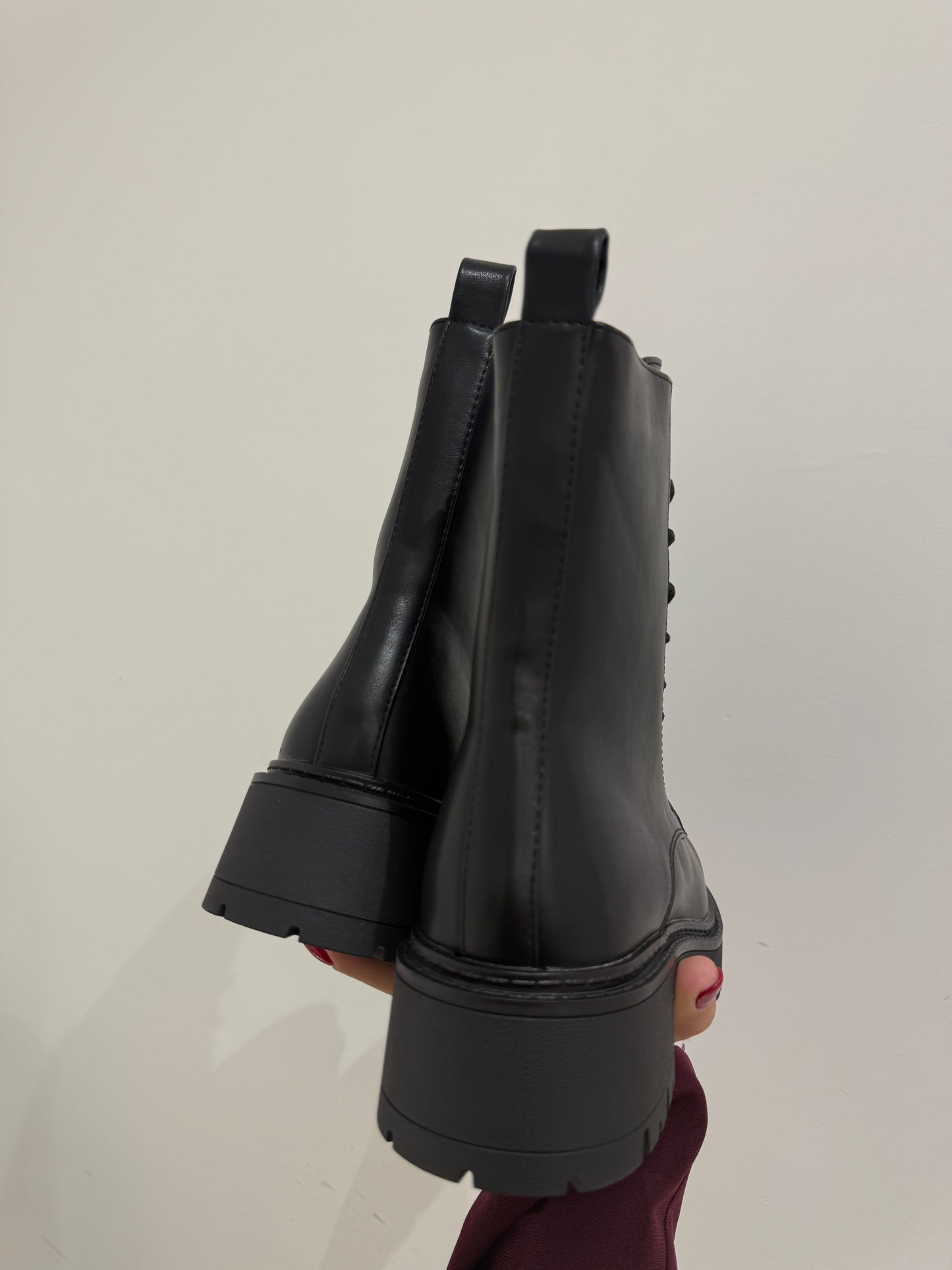 Anfibio Sen con lacci e cerniera