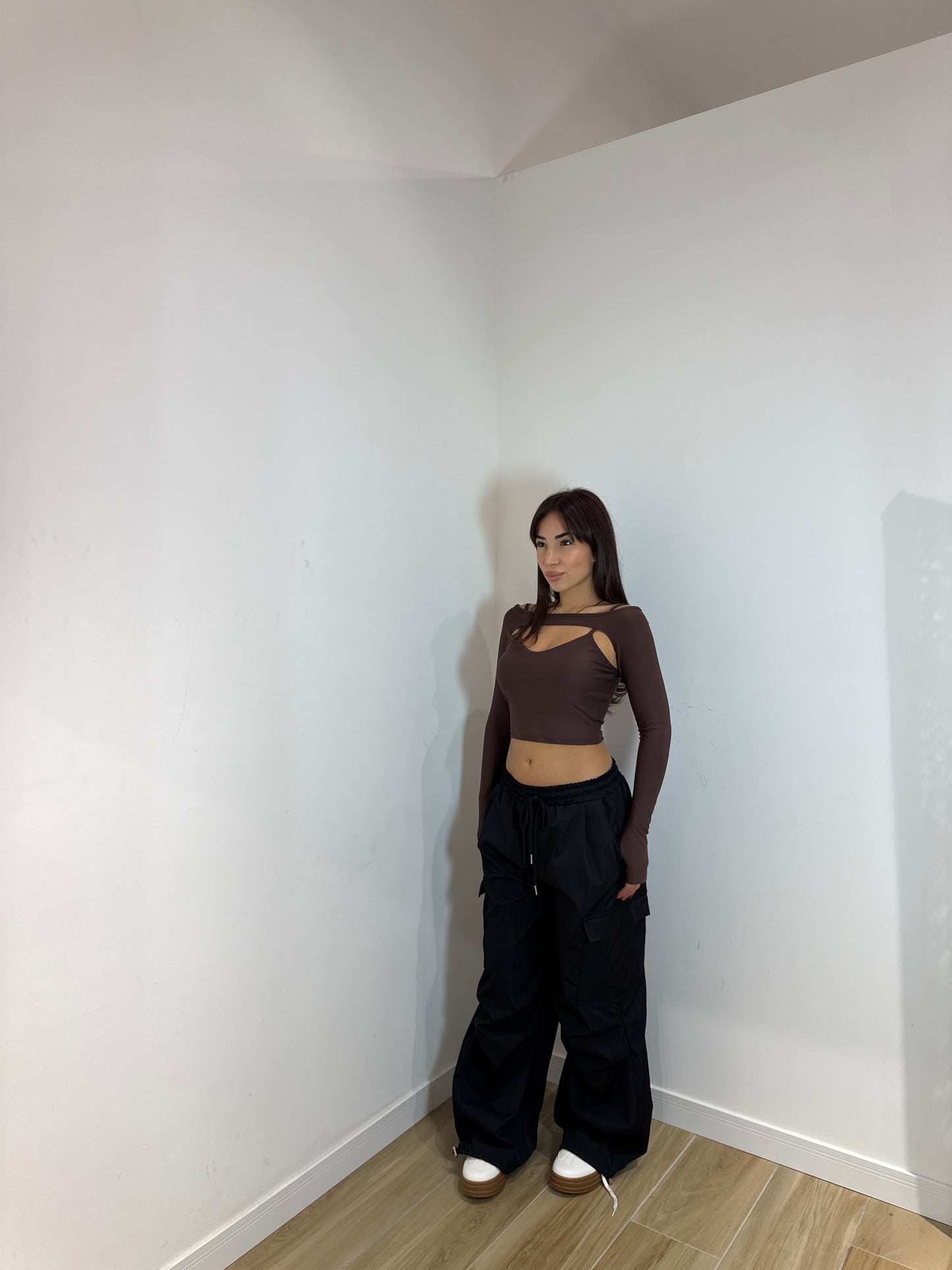 Top due in uno marrone