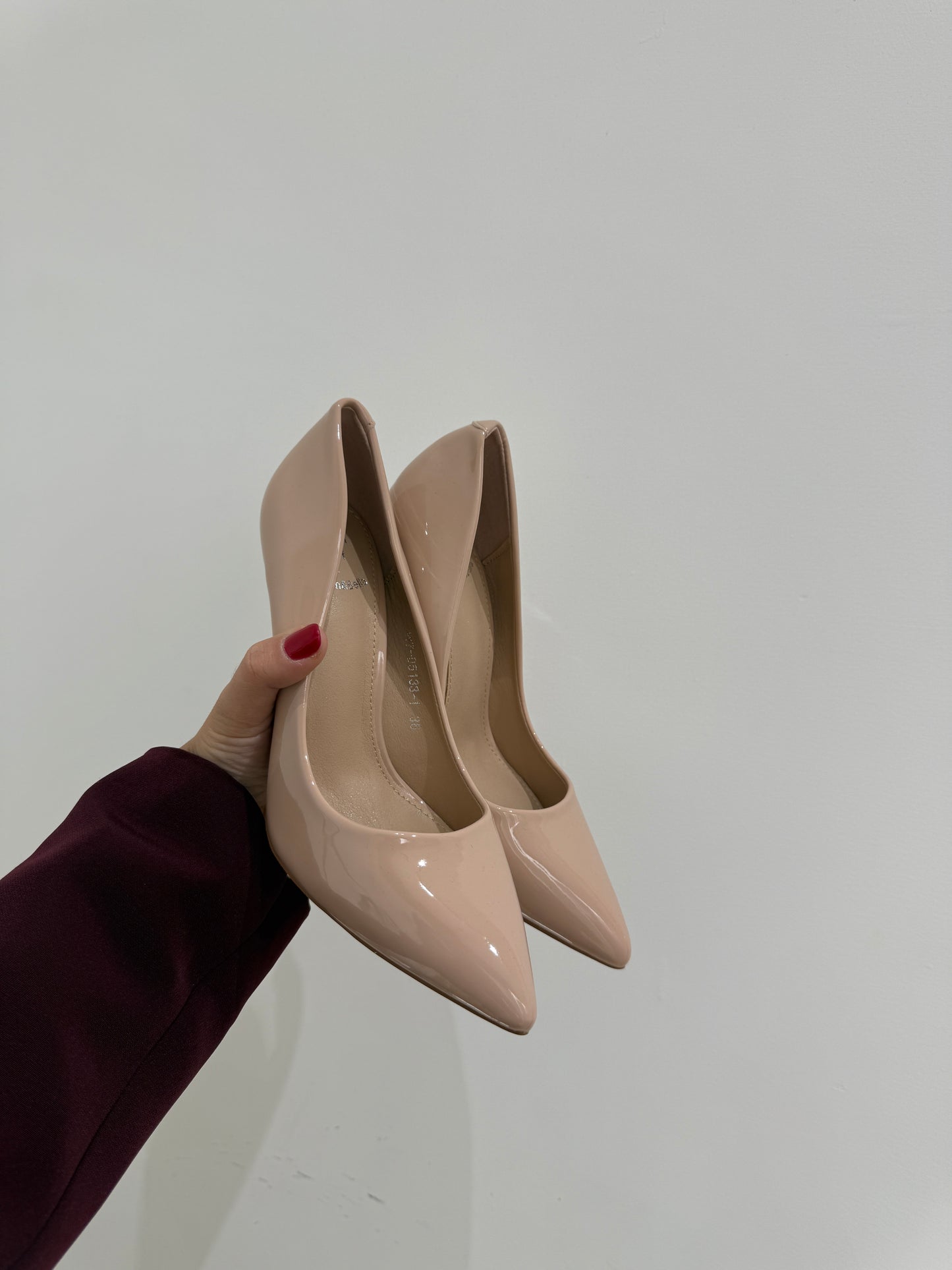 Décolleté lucido Luana