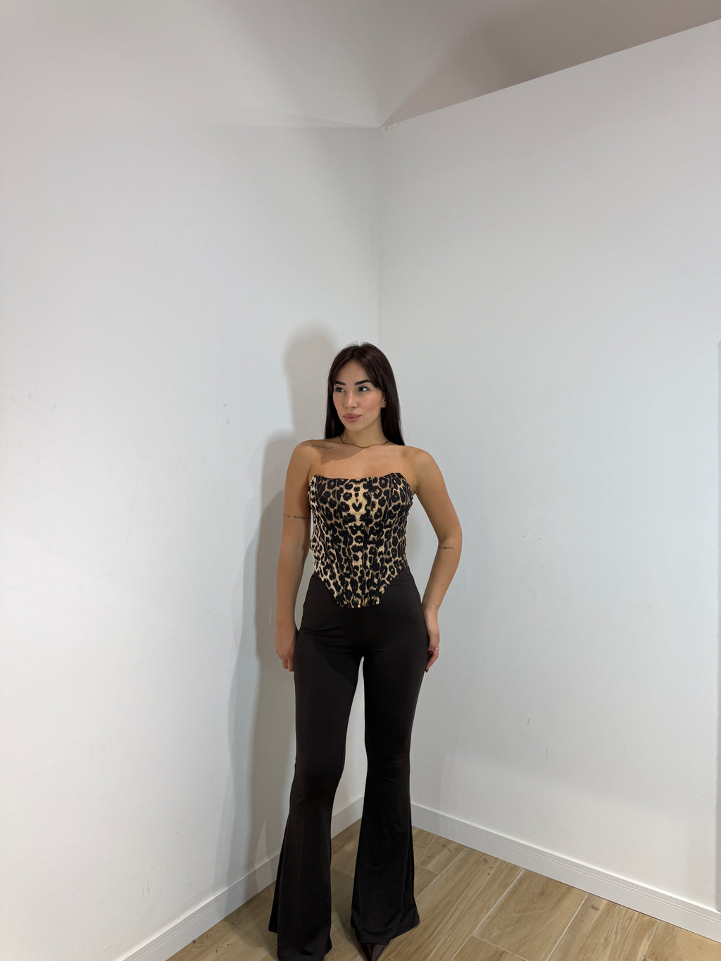 Top Naama leopardato