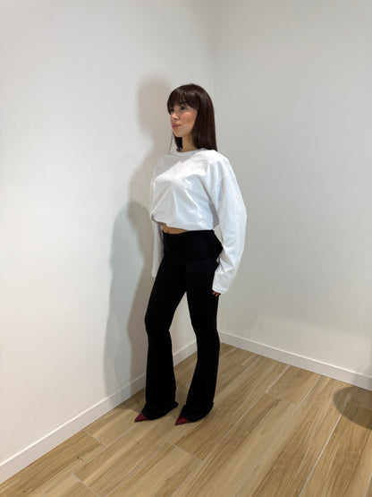 Pantalone modellante con risvolto