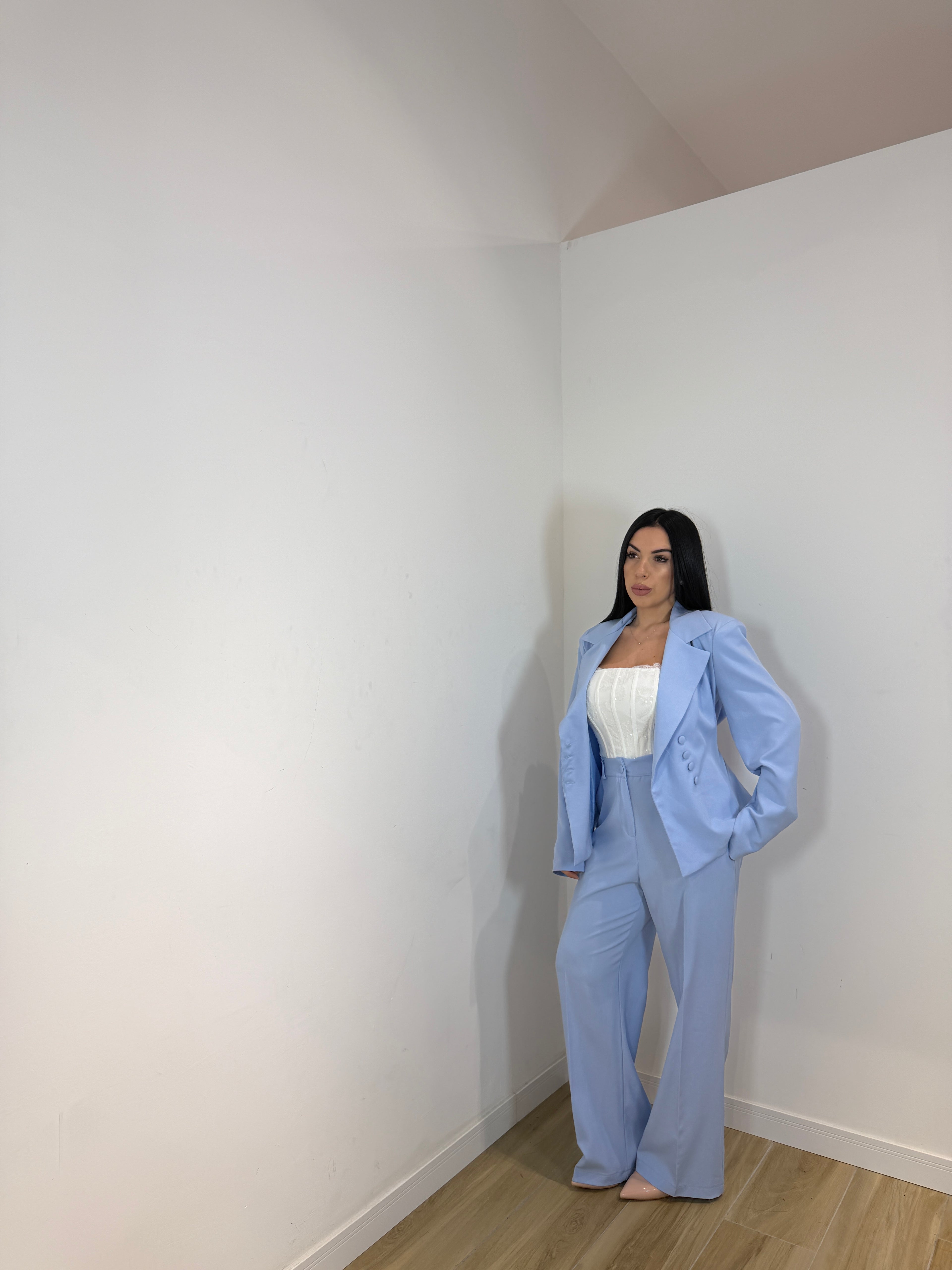 Tailleur Leonia celeste