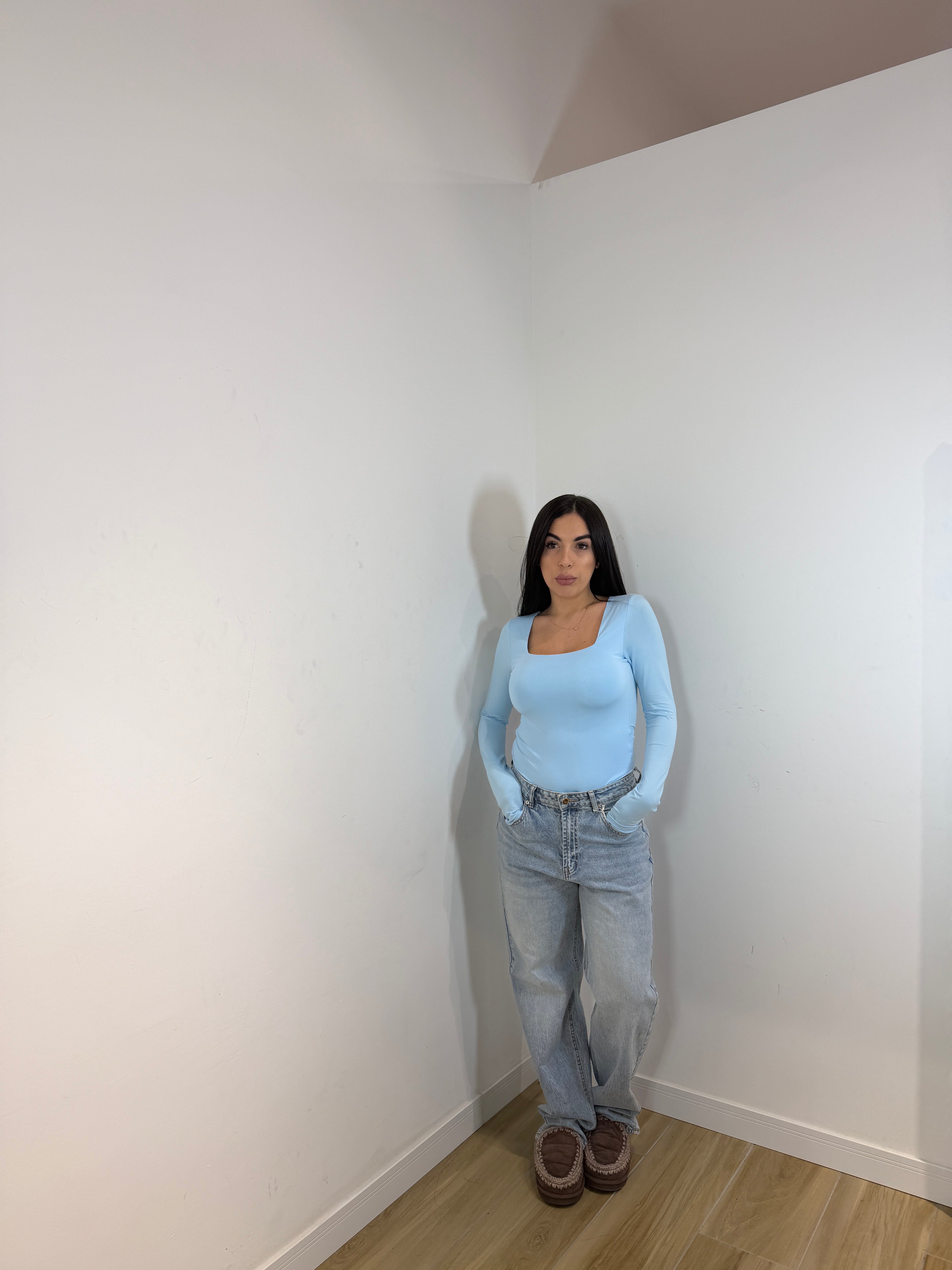 Body simple contenitivo