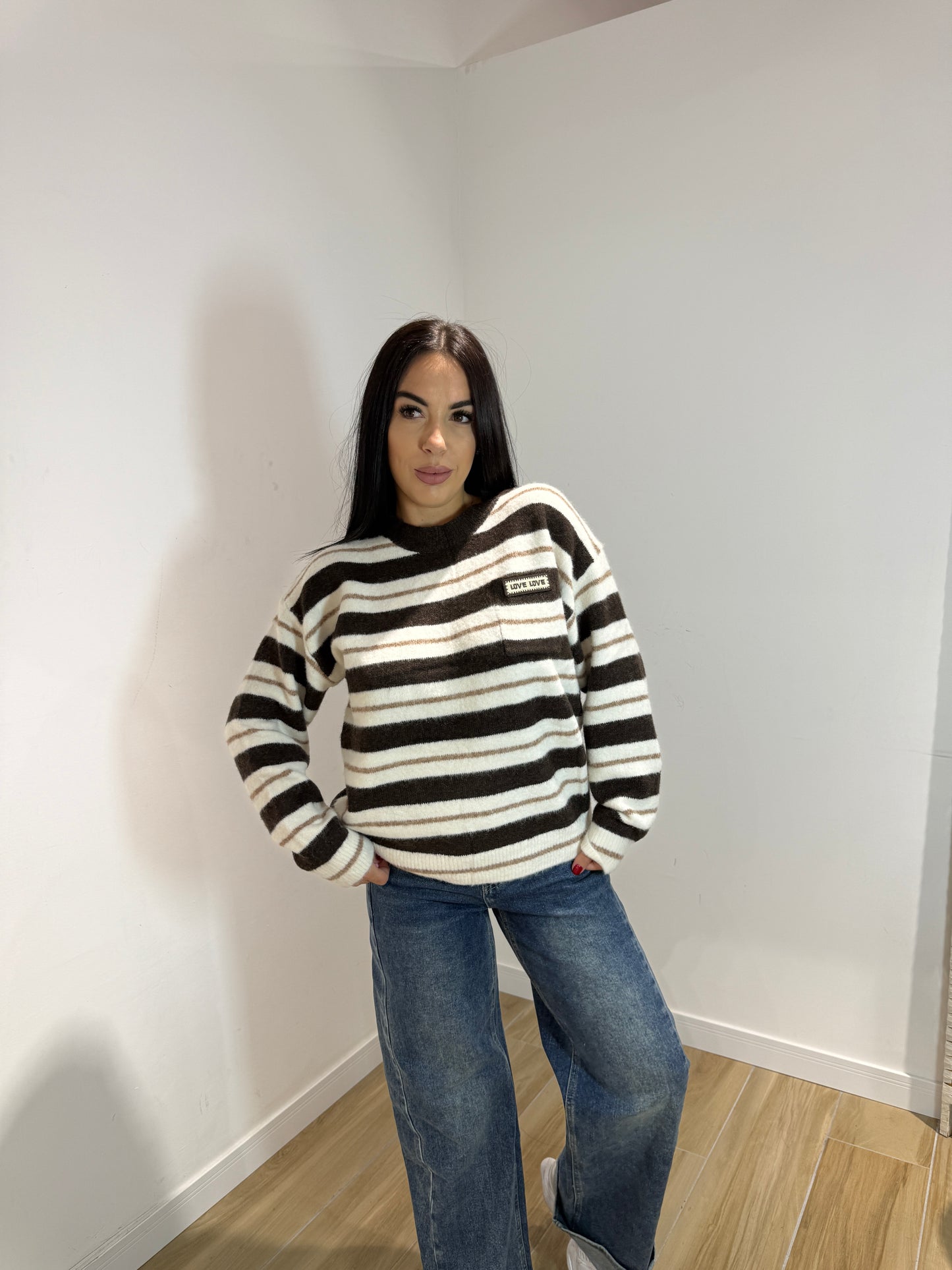 Pull love love marrone