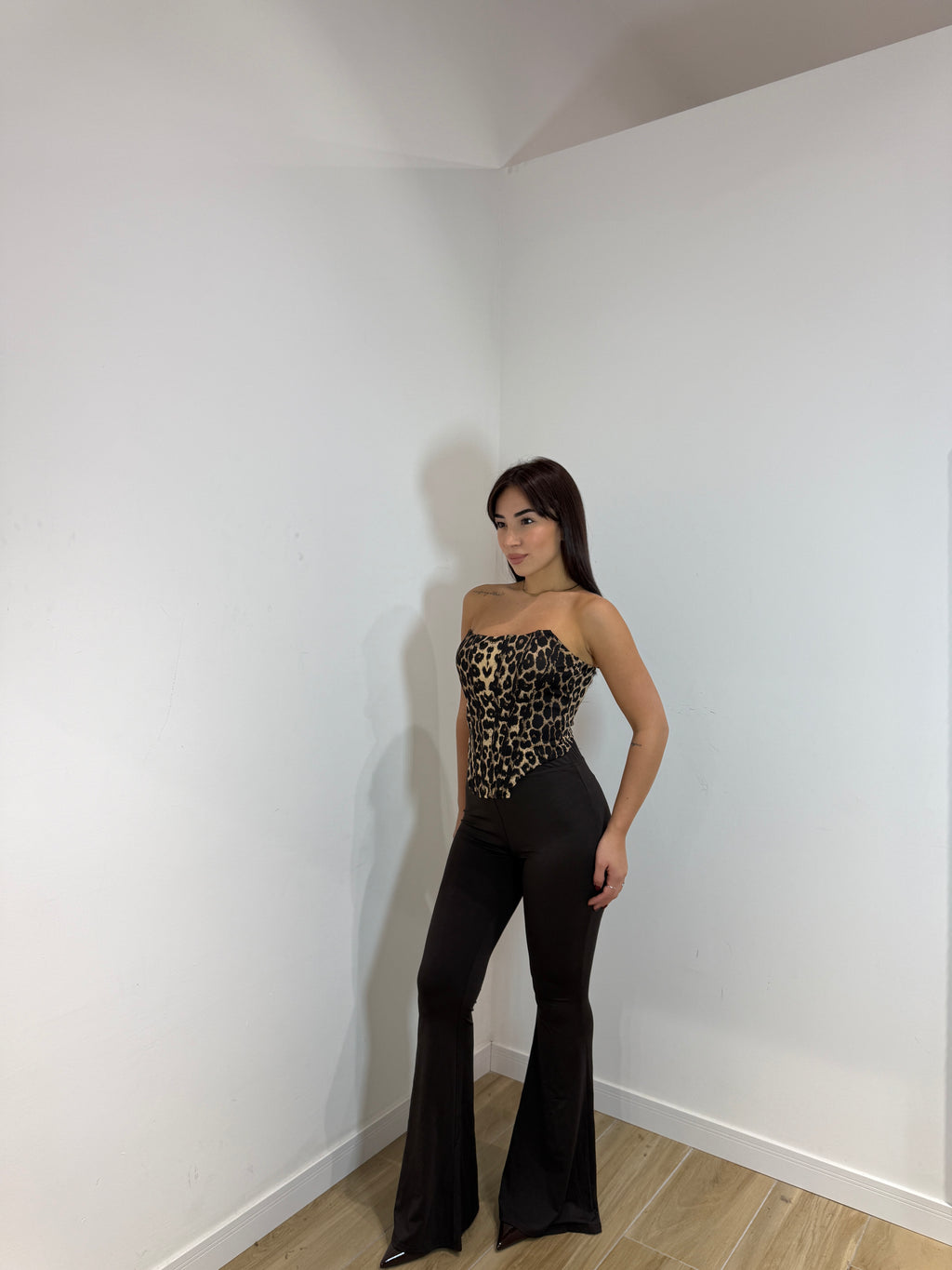 Top Naama leopardato