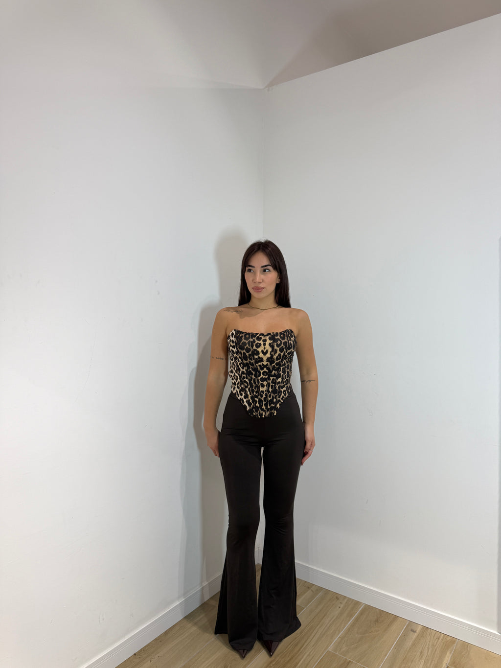 Top Naama leopardato