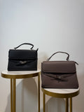 Borsa Amira