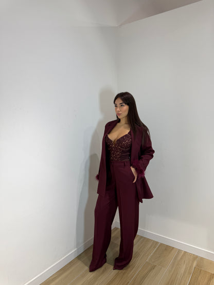 Tailleur piuma bordeaux