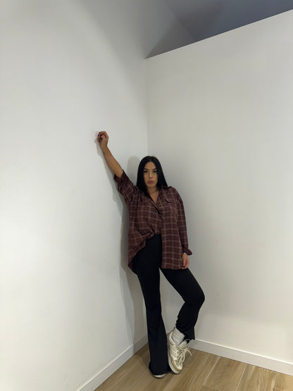 Pantalone a zampa in licra