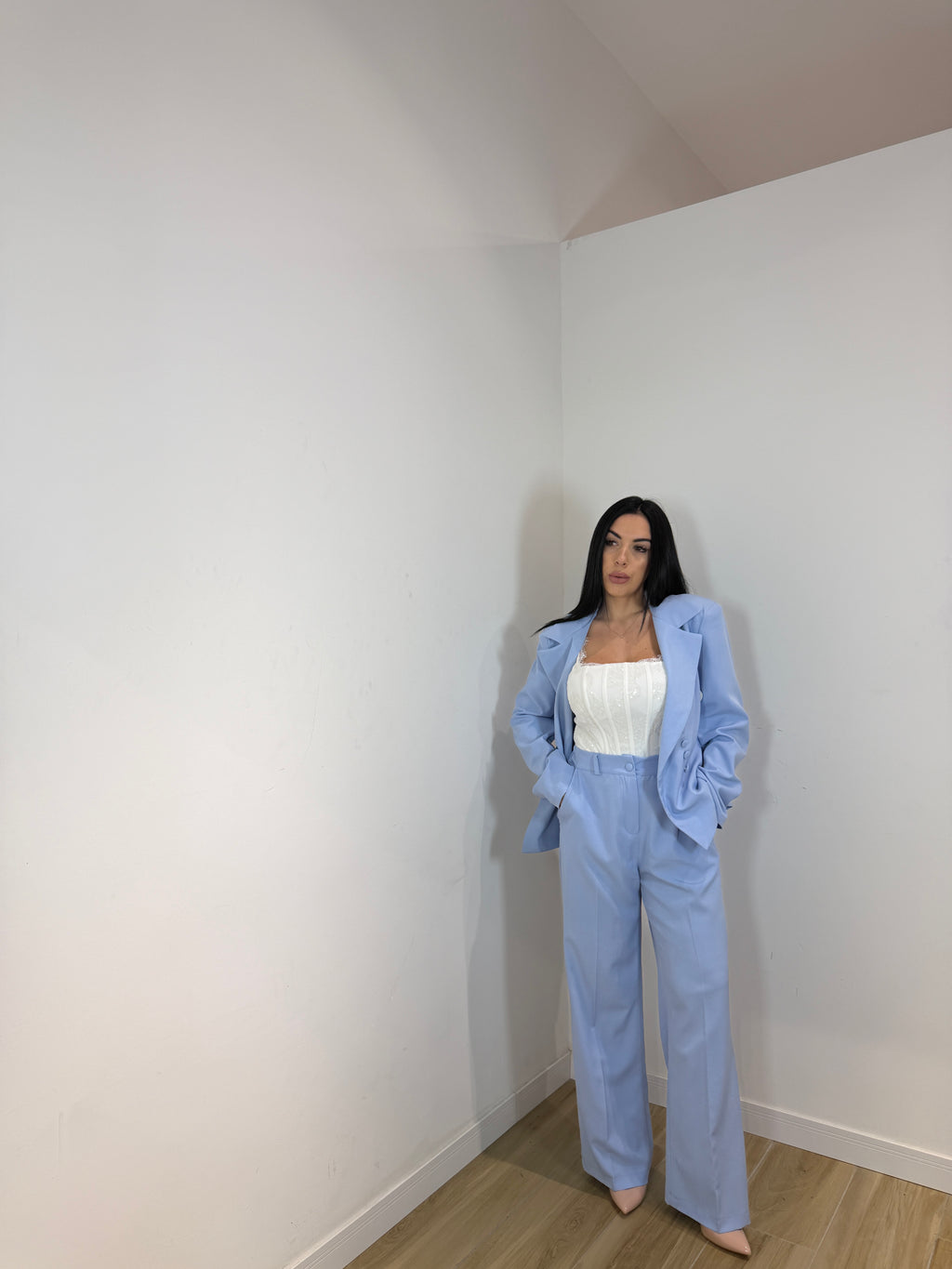 Tailleur Leonia celeste