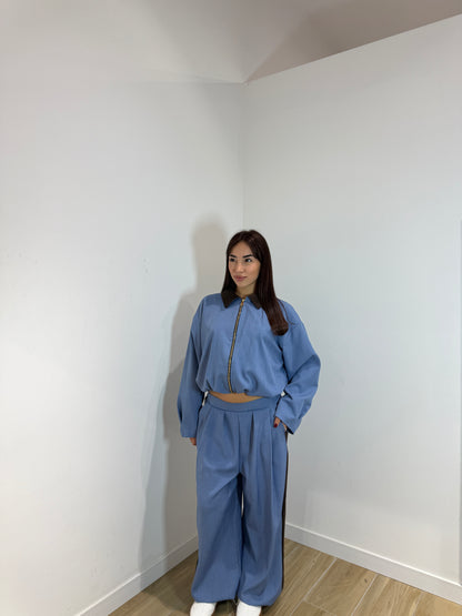 Tuta Pharrel azzurra