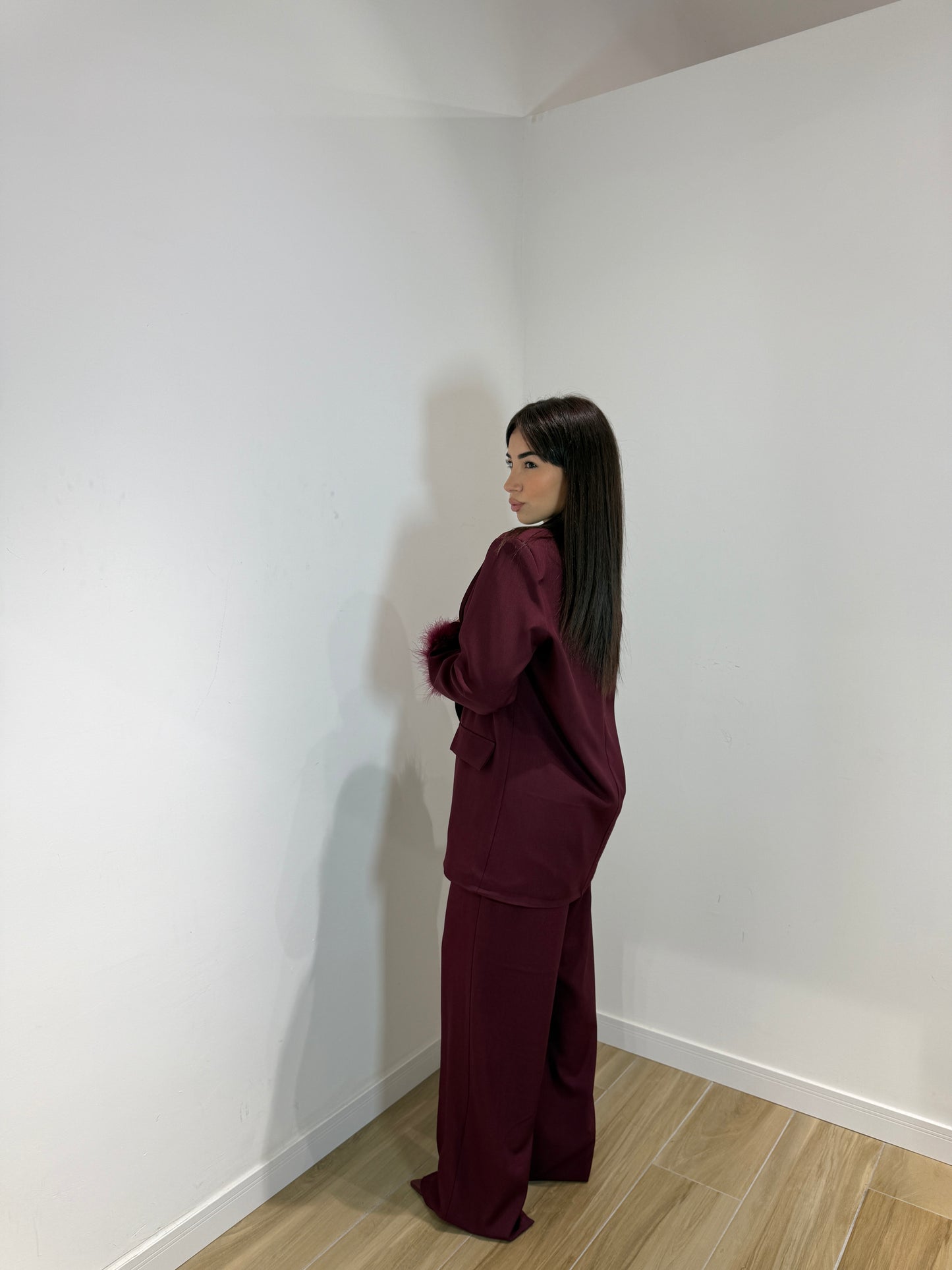 Tailleur piuma bordeaux
