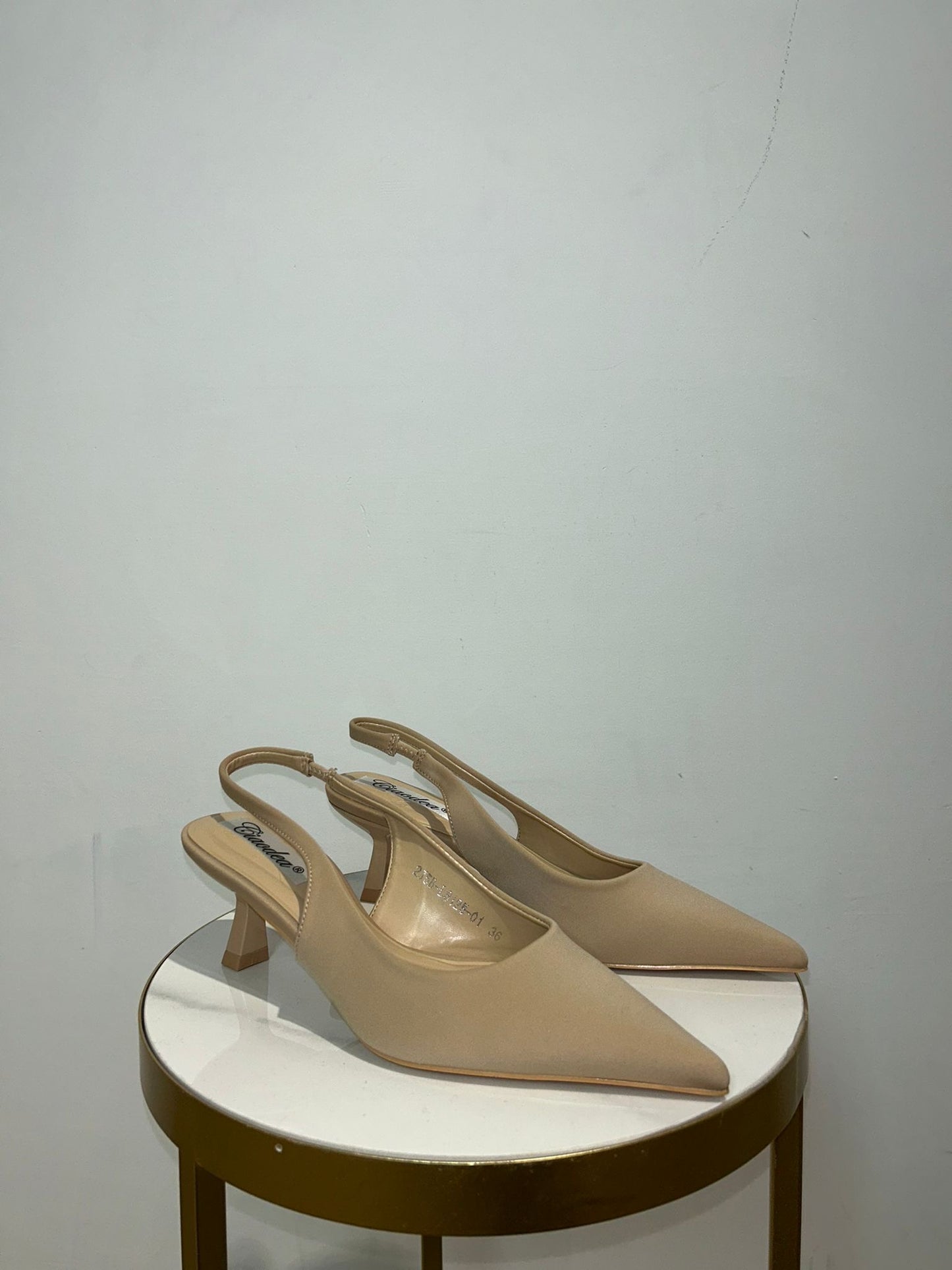 Slingback Rositas beige e nero