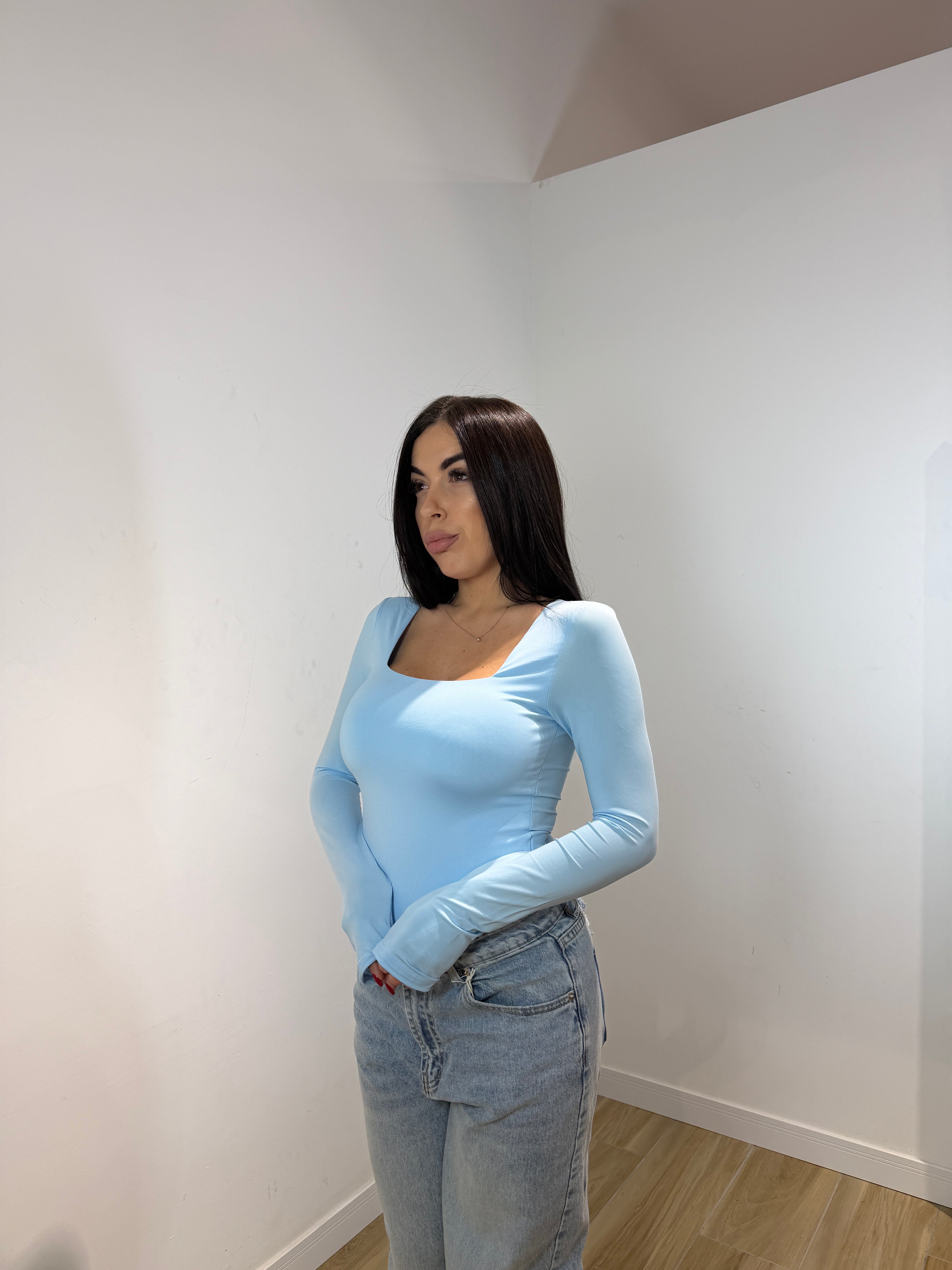 Body simple contenitivo