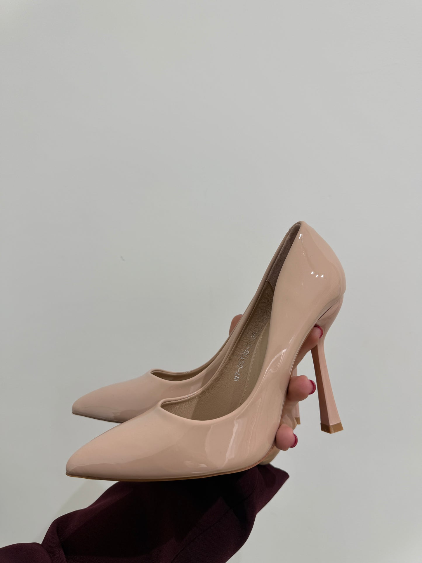 Décolleté lucido Luana