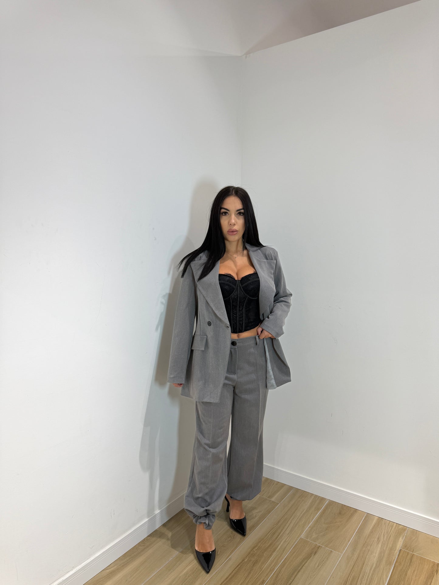 Tailleur Sabrine grigio