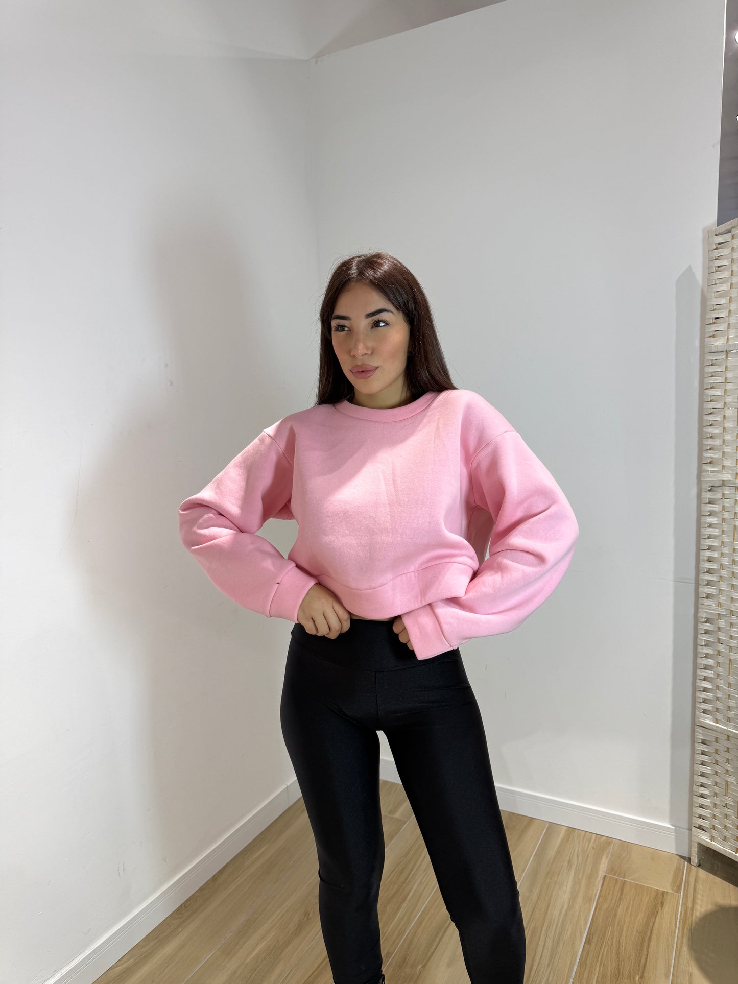 Felpa simple crop rosa