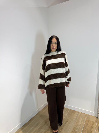 Pull American marrone