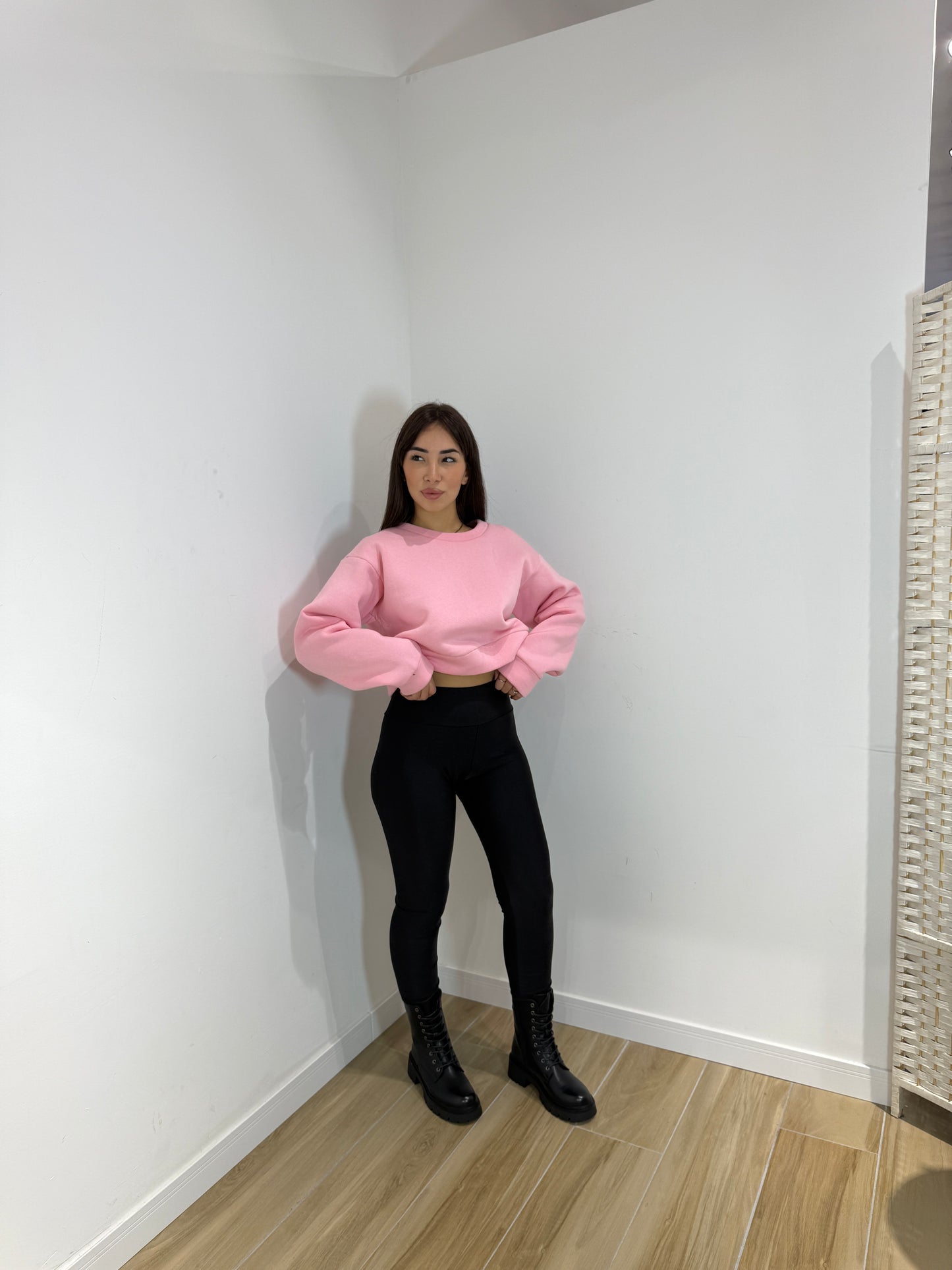 Felpa simple crop rosa
