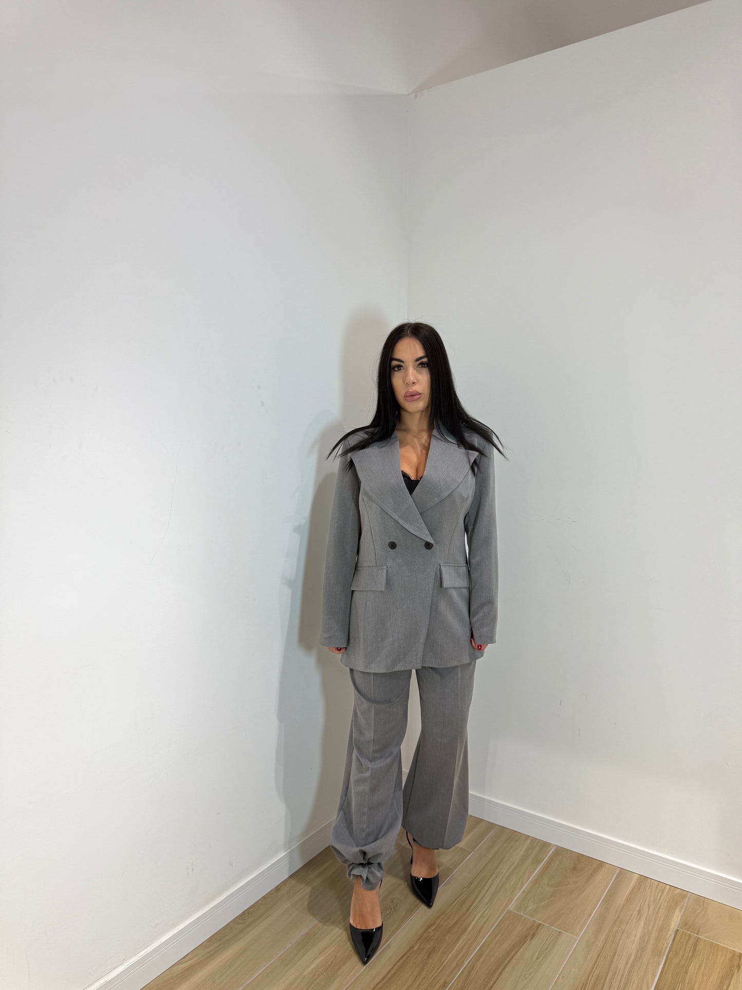 Tailleur Sabrine grigio