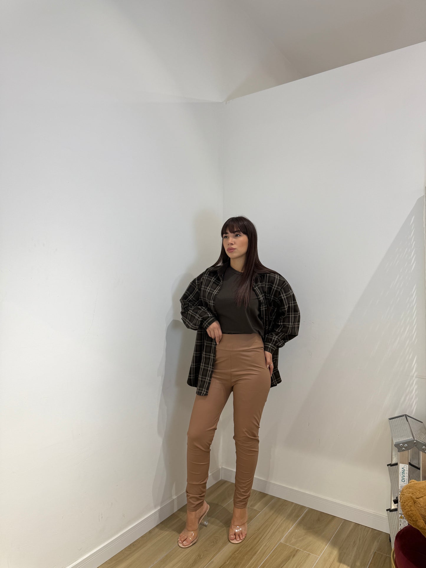 Leggins ecopelle beige Mena