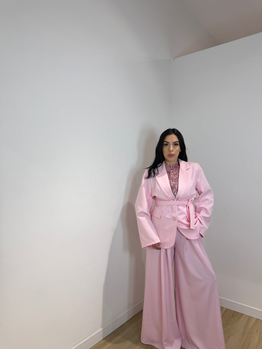 Blazer Sophie con cintura rosa