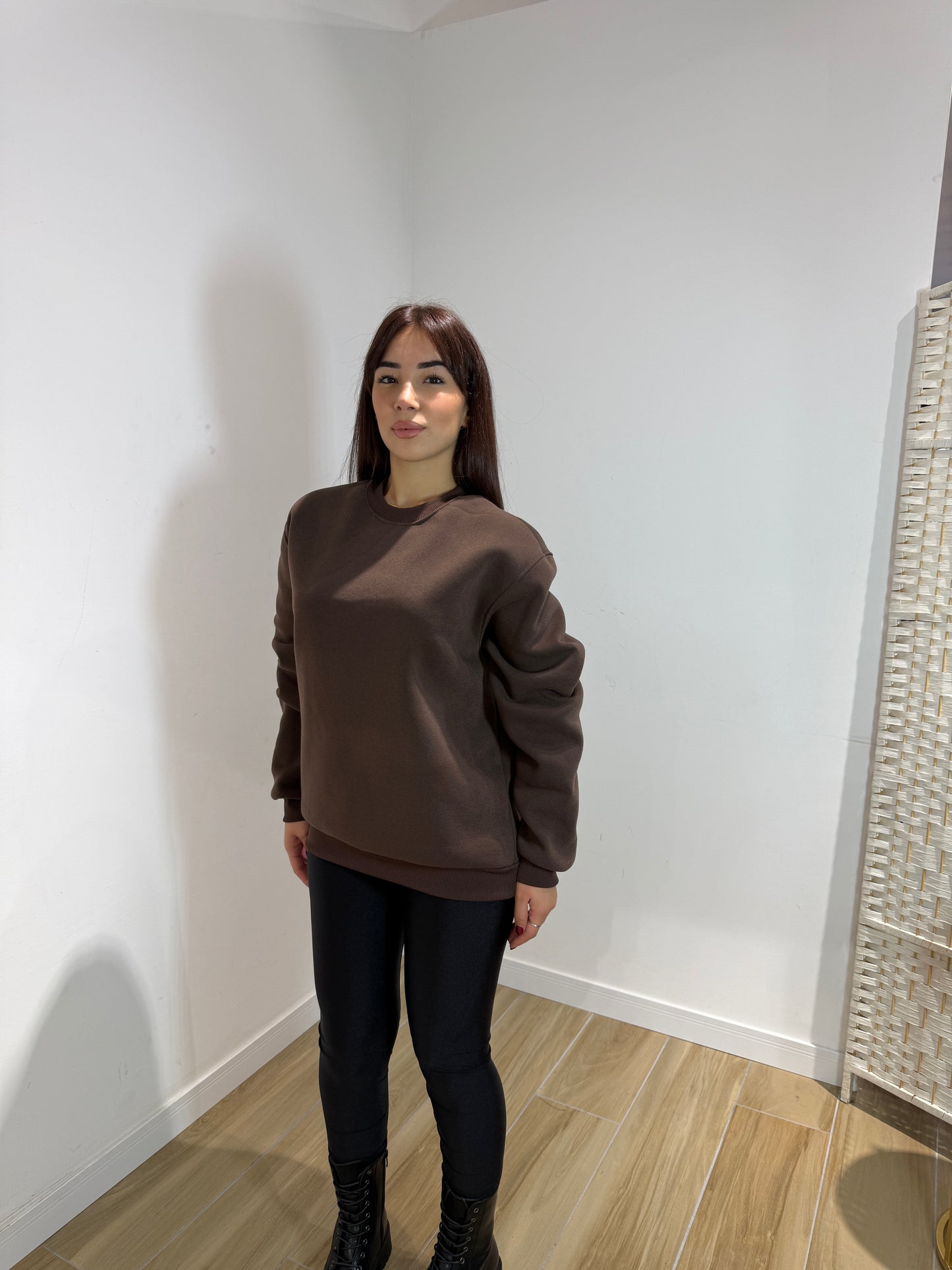 Felpa simple Tabi marrone