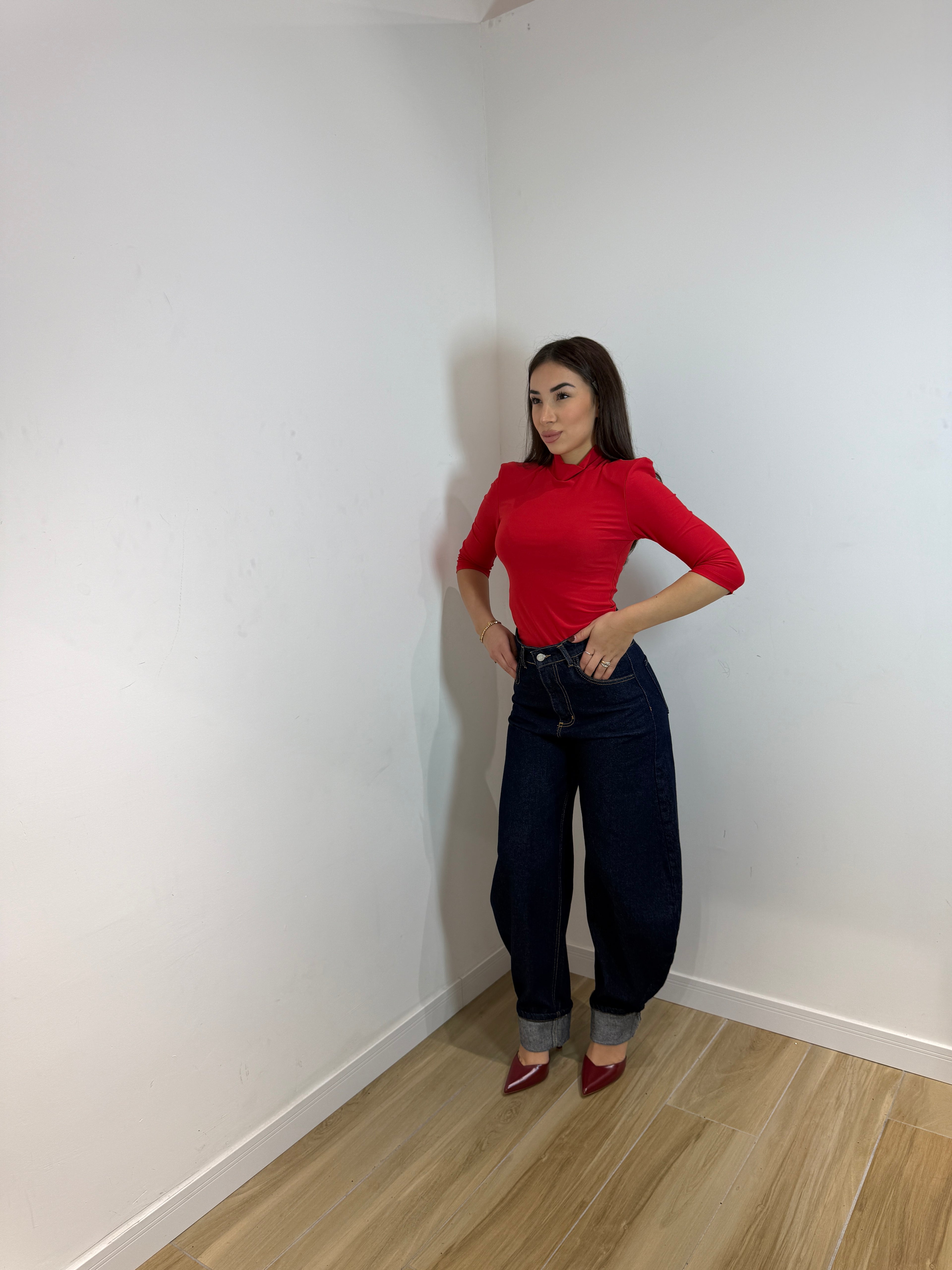 Body elegant con spalline