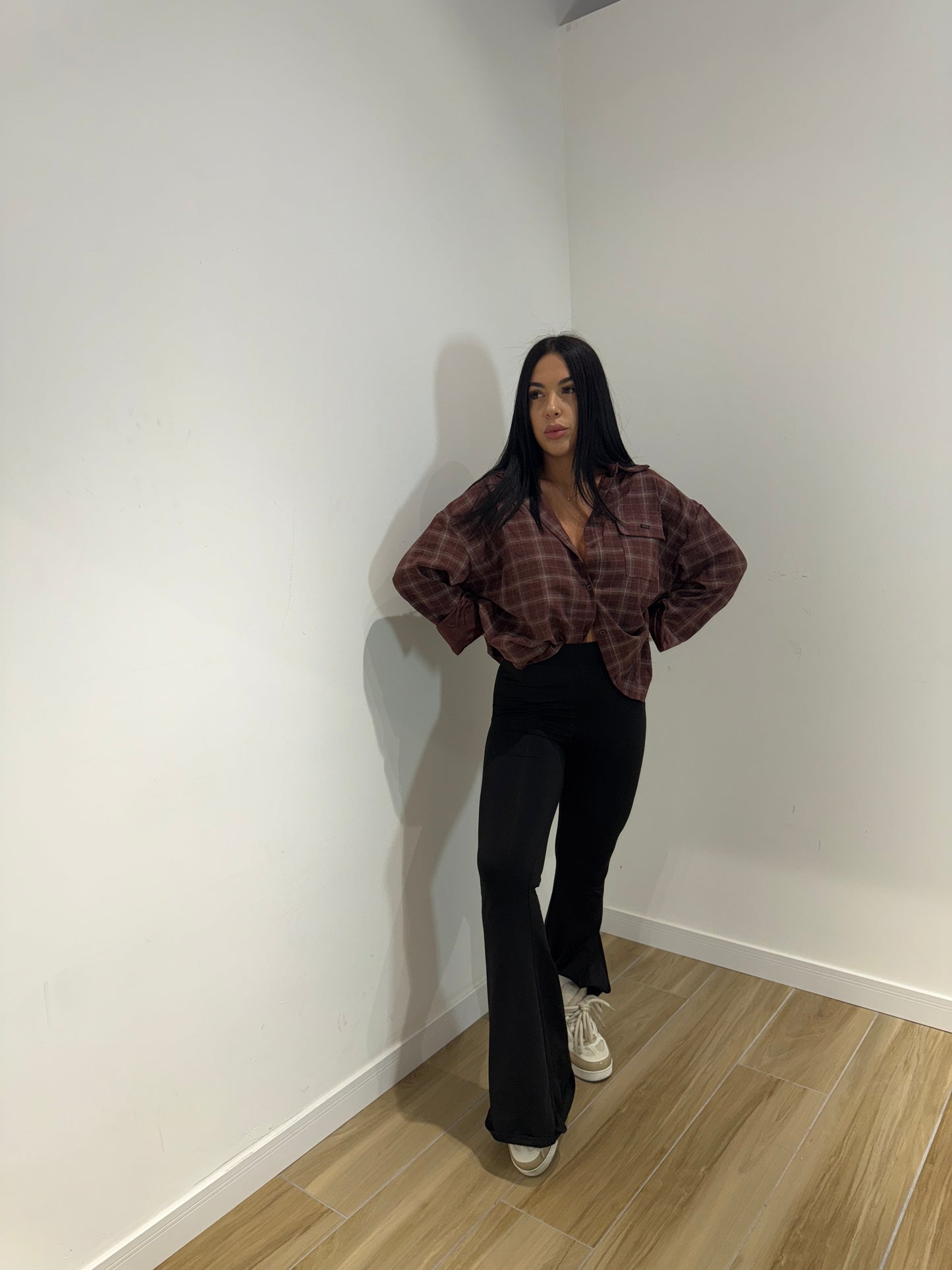 Pantalone a zampa in licra