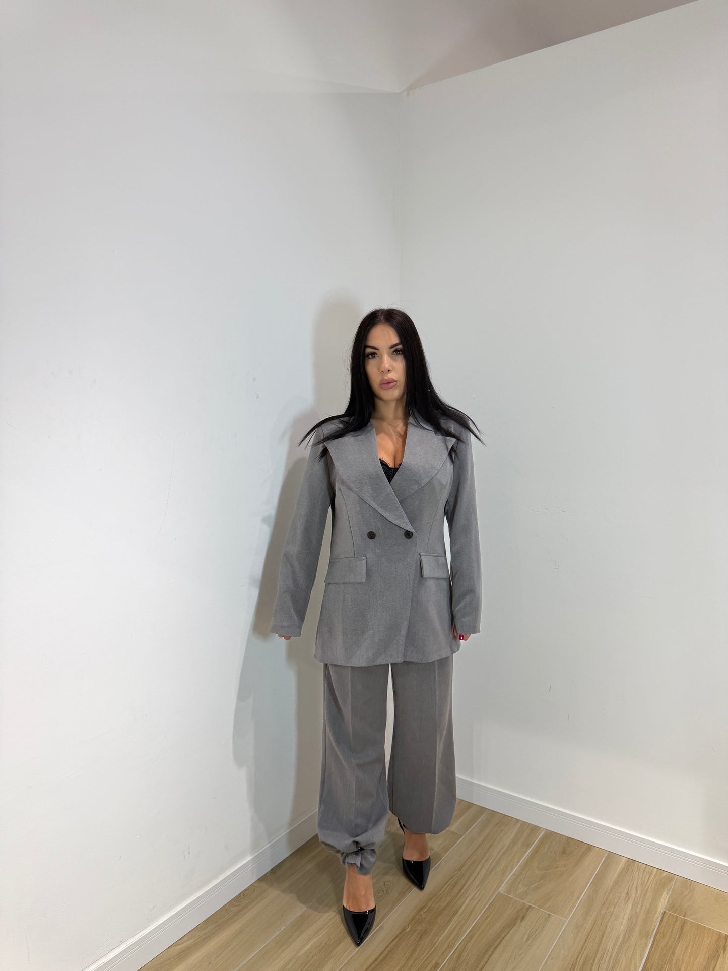 Tailleur Sabrine grigio